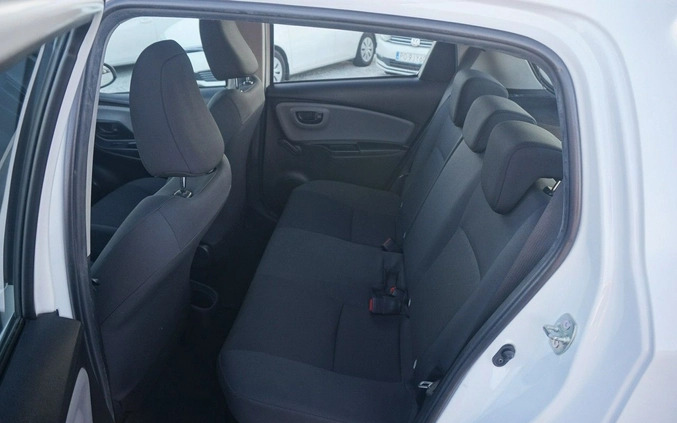 Toyota Yaris cena 45700 przebieg: 171574, rok produkcji 2018 z Grodków małe 562